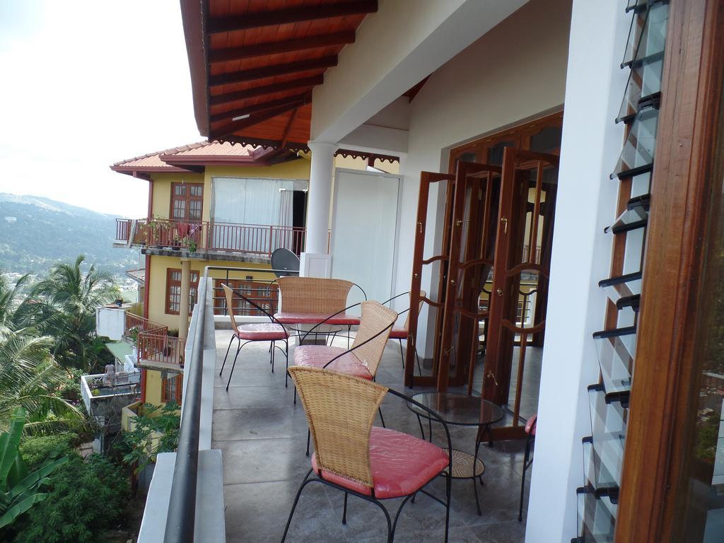 Kandyan Bluestar Villa المظهر الخارجي الصورة