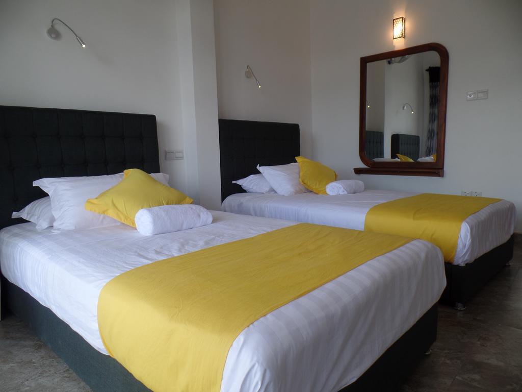 Kandyan Bluestar Villa الغرفة الصورة