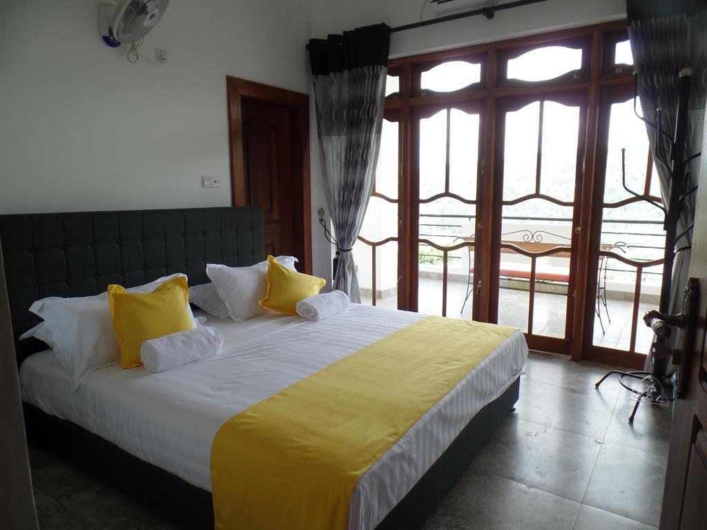 Kandyan Bluestar Villa الغرفة الصورة